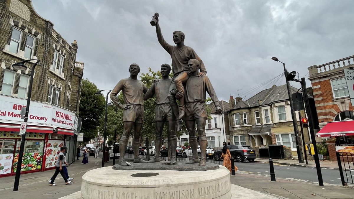 Cartier rezidențial în locul istoriei » Ce s-a ales de Upton Park, istoricul stadion lăsat în urmă de West Ham