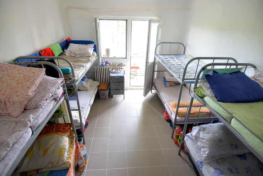 Așa arată una dintre camerele de la penitenciarul Pelendava, acolo unde a fost închis Mititelu. Foto: Inquam