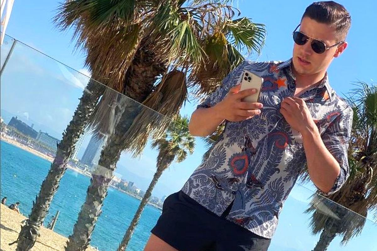 Culisele unuia dintre transferurile de senzație ale Ligii 1: „Borcea mă lua la el acasă ca să stau cuminte, știa că eram cu gagicăreala. Turcu îmi plătea chiria”