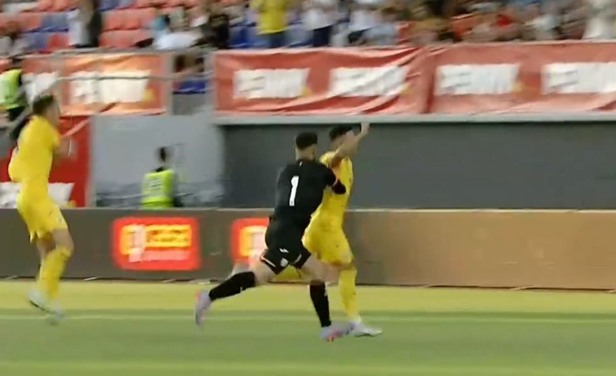 Hohote de râs în studio » Cum a explicat Robert Popa brânciul dat marcatorului României U20: „Nu mai aveam chef să alerg după el”