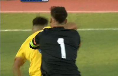 Hohote de râs în studio » Cum a explicat Robert Popa brânciul dat marcatorului României U20: „Nu mai aveam chef să alerg după el”