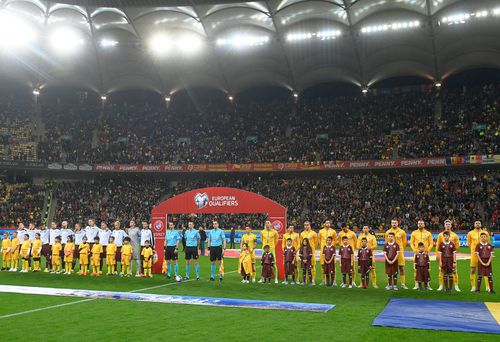 Partida naționalei României cu Israel, de sâmbătă seară, din preliminariile EURO 2024, stârnește un interes major din partea fanilor primei reprezentative. Din informațiile Gazetei Sporturilor, a fost depășit pragul de 40.000 de bilete vândute.