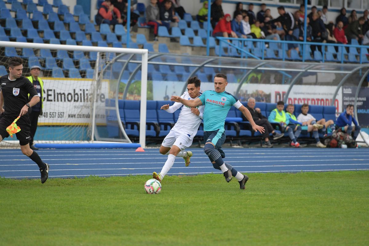 Stadion modernizat la Lugoj / FOTO: Facebook @csmlugoj2002