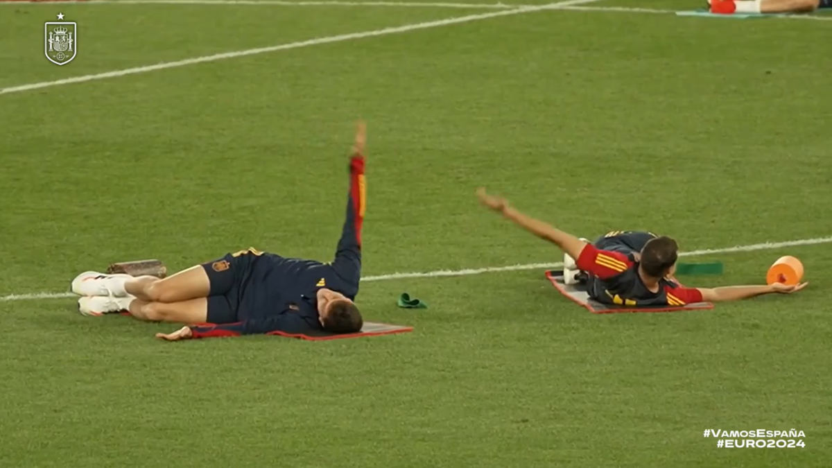 Imaginile zilei în preliminariile Euro 2024 » Stupoare în Georgia: cum au fost nevoiți jucătorii Spaniei să iasă la antrenament