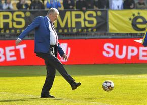 Ion Marin, selecționerul U19, este optimist: ”Am făcut față unor adversari de calibru, se creează un nucleu al echipei"