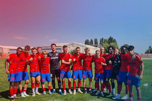 FCSB, după amicalul câștigat în fața lui FC Voluntari, scor 3-0 / Foto: Facebook FCSB