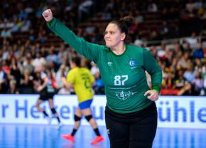 Prestație din altă lume în derby-ul zilei din handbalul românesc » A apărat 23 de aruncări