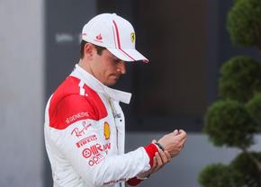 Charles Leclerc, gafă incredibilă în Monaco » A uitat să calce frâna și a bușit bolidul de peste 300.000 de lire sterline