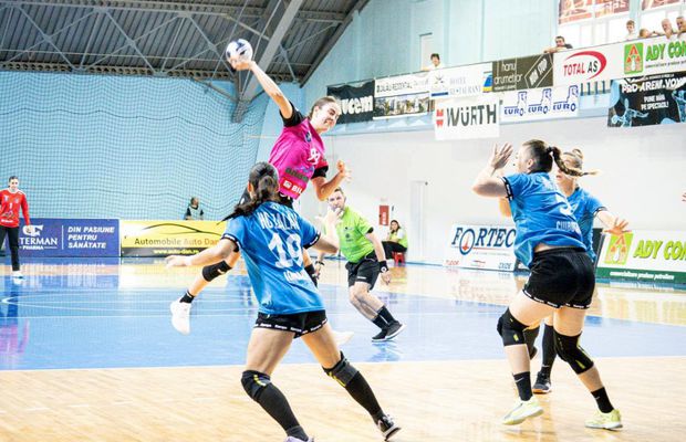 Vești excelente pentru naționala României! Alexia Niță a înscris de 8 ori, Sorina Grozav a marcat și ea 12 goluri