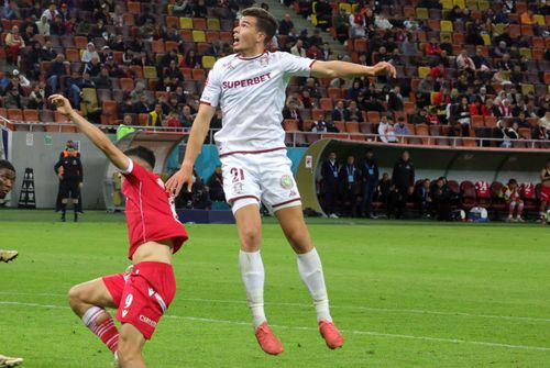 Cristian Ignat, întrun derby dintre Rapid și Dinamo/ foto: Ionuț Iordache (GSP)