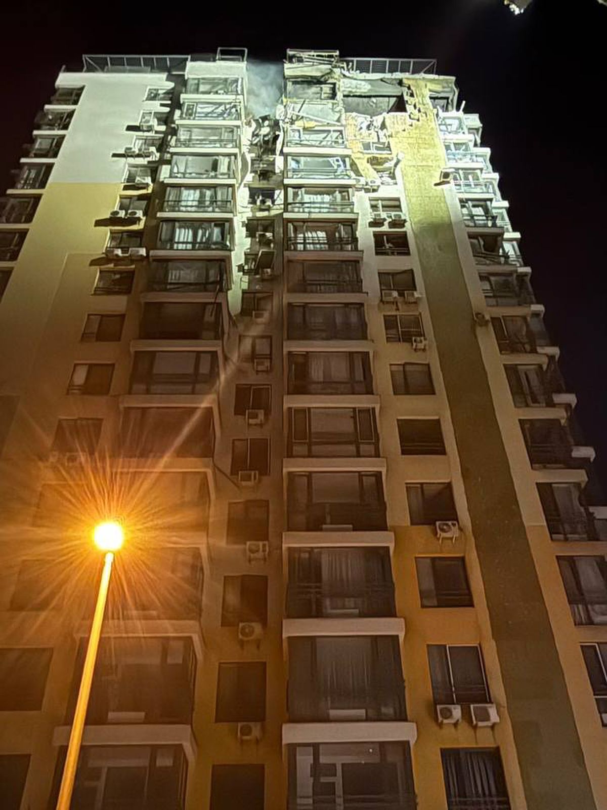 Casa unui internațional ucrainean, lovită de rachete în ultimul atac al Rusiei! Soția însărcinată era în clădire