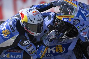 Alex Marquez triumfă în Catalonia și amână încoronarea fratelui său