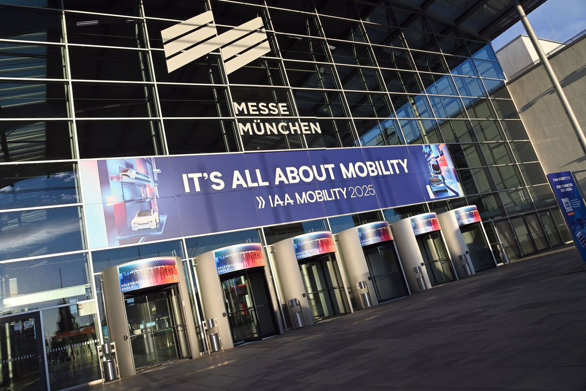 Pregătiri pentru Salonul Auto de la Munchen // foto: Imago