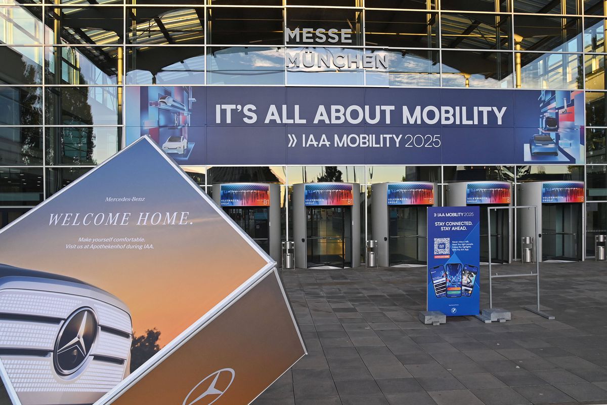 Pregătiri pentru Salonul Auto de la Munchen // foto: Imago