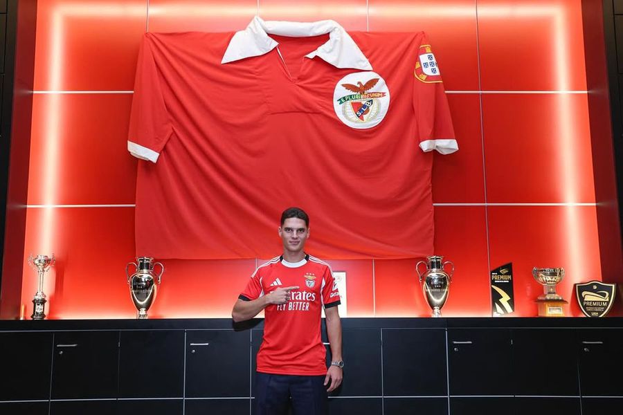 Sudakov a fost transferat de Benfica la final de august/ foto: Instagram @sudakov_11 Casa unui internațional ucrainean, lovită de rachete în ultimul atac al Rusiei! Soția însărcinată era în clădire