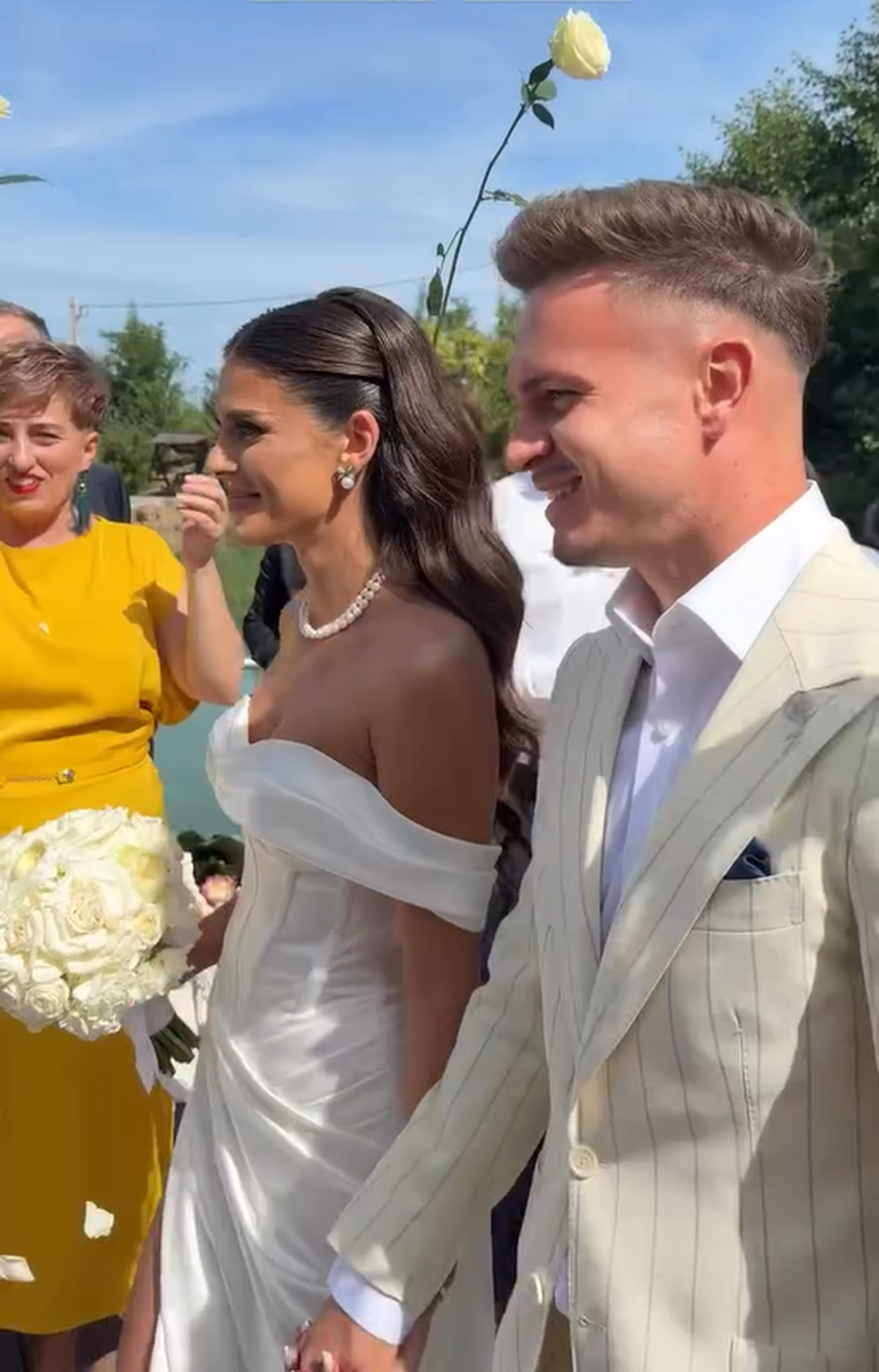 Nunta sezonului la Dinamo! Fotbalistul a făcut pasul cel mare: petrecere în stil ultras, cu torțe și scandări