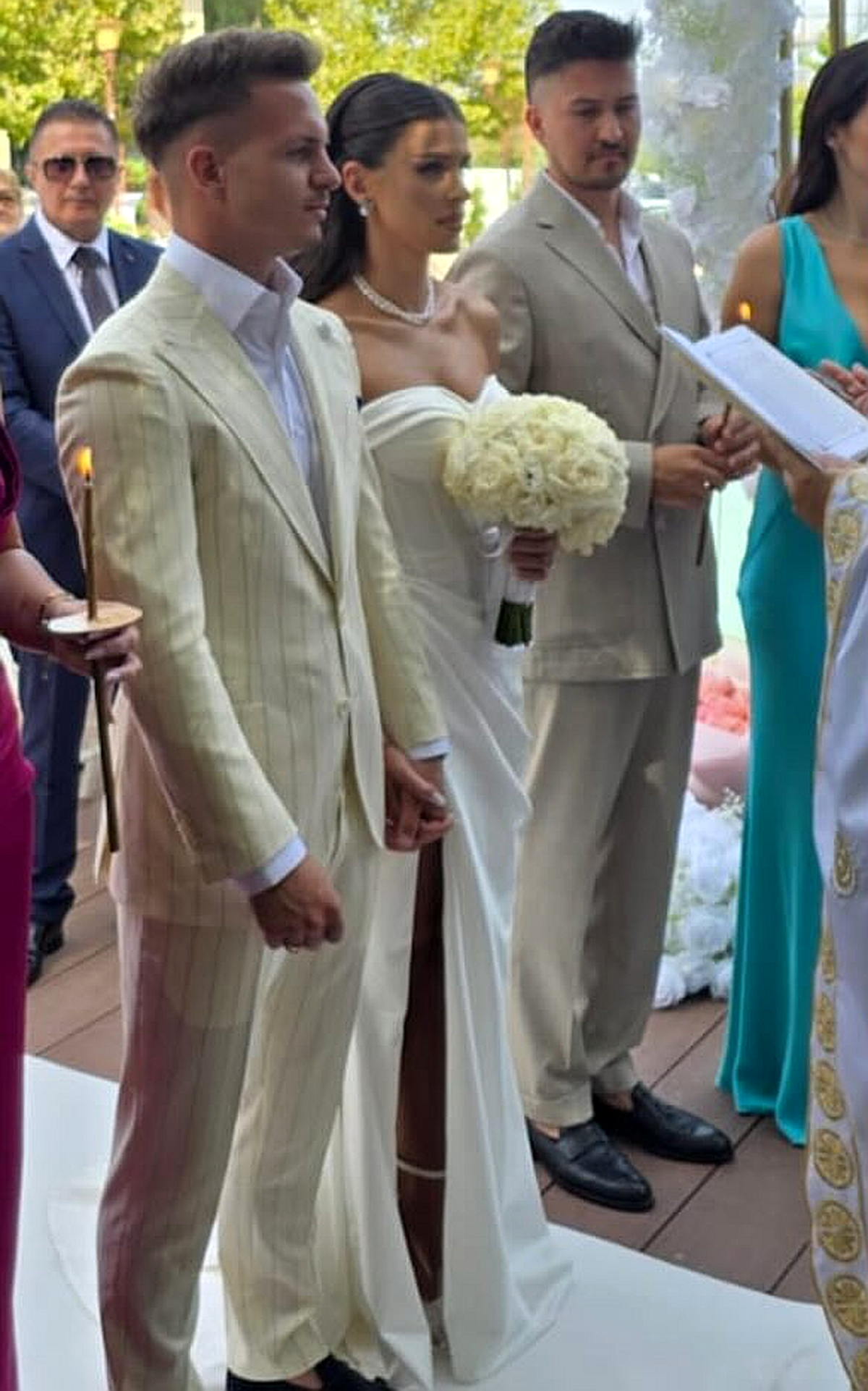 Nunta sezonului la Dinamo! Fotbalistul a făcut pasul cel mare: petrecere în stil ultras, cu torțe și scandări