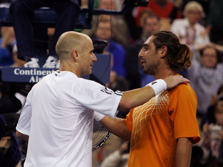 Antrenor de tenis român, stabilit de 18 ani în Cipru: „Lucrurile au luat-o razna” » Cât costă chiriile în Limassol + cine e sportivul-fenomen în țara Afroditei: „Ca Halep și Năstase”