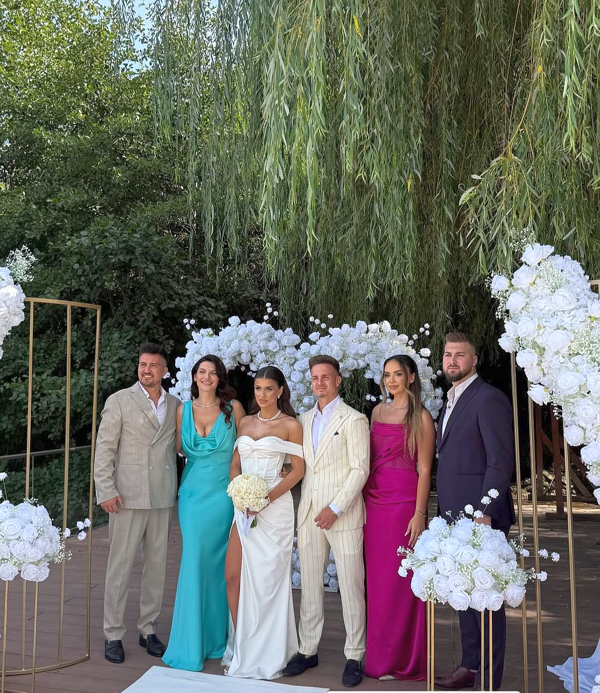 Nunta sezonului la Dinamo! Fotbalistul a făcut pasul cel mare: petrecere în stil ultras, cu torțe și scandări