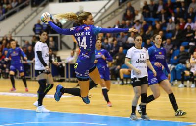 SCM Craiova - SCM Rm. Vâlcea // Derby de Oltenia » Craiova i-a pus gând rău campioanei