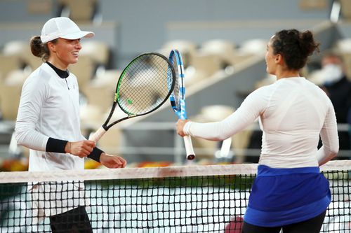 Iga Swiatek a trecut de Martina Trevisan în sferturile de finală de la Roland Garros // foto: Guliver/gettyimages