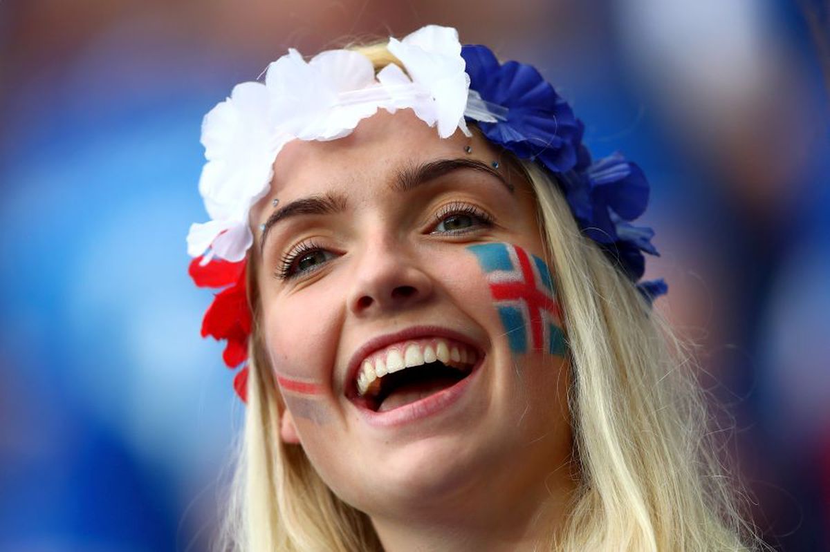 Islanda - România, fără cele mai sexy fane din Europa