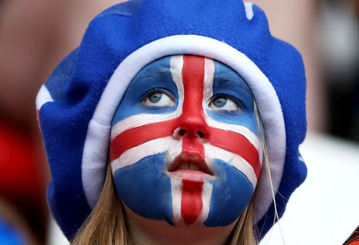 FOTO Islanda - România, fără cele mai sexy fane din Europa! Femeile din Islanda au întors toate privirile la ultimele două turnee finale