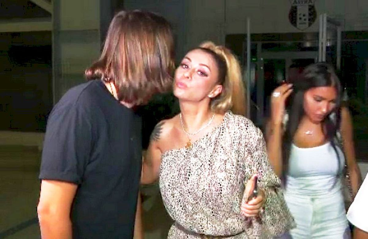 EXCLUSIV  Anamaria Prodan i-a analizat pe antrenorii pe care-i impresariază: „Alexa are ceva aparte. Poţi să spui ceva despre Bratu?” + despre cine a zis: "E zeu, e cel mai frumos de pe pământ"