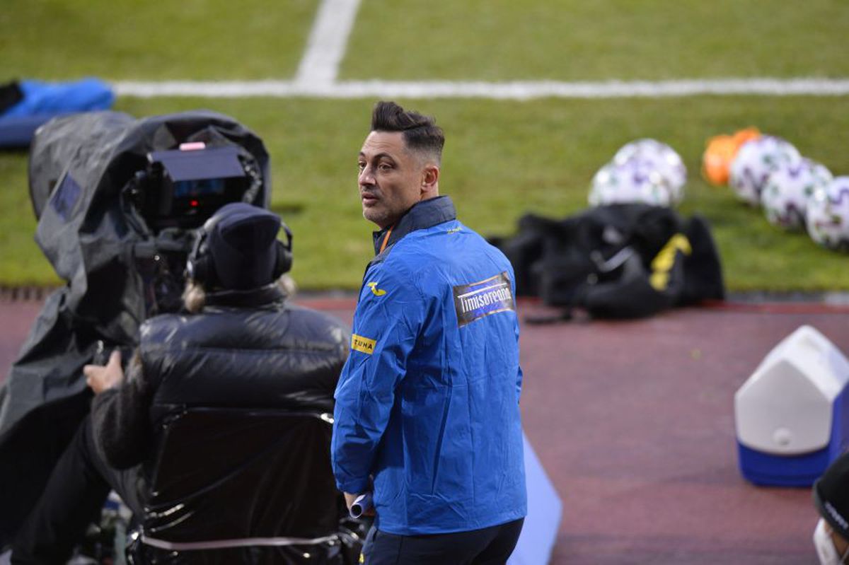 Hai la EURO! Ediție specială GSP Live joi, de la ora 21:00, cu ocazia „barajului” Islanda - România » Un fost selecționer și un fost „tricolor”, invitați în studio