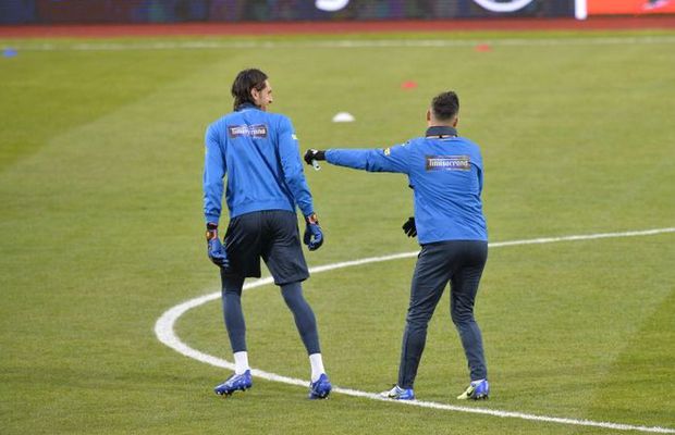 FOTO Ce s-a întâmplat la antrenamentul oficial al „tricolorilor”: cine l-a „adoptat” pe Camora, care a fost cel mai vesel grup și ce joc le-a pregătit Mirel Rădoi