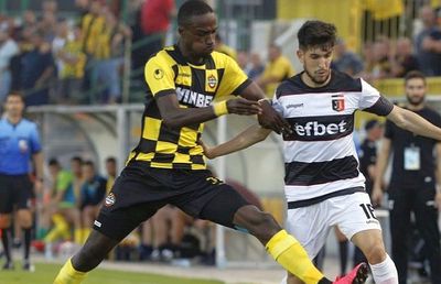 Dinamo profită: încă un fotbalist sub comanda lui Mircea Rednic » Azi face testele medicale