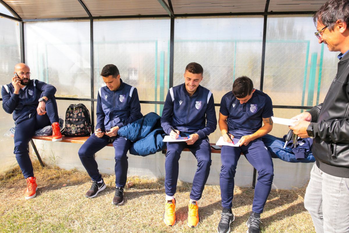 Imagini rare: Vlădoiu, Prepeliță și Schumacher au revenit în iarbă » Meci inedit pentru FC Argeș