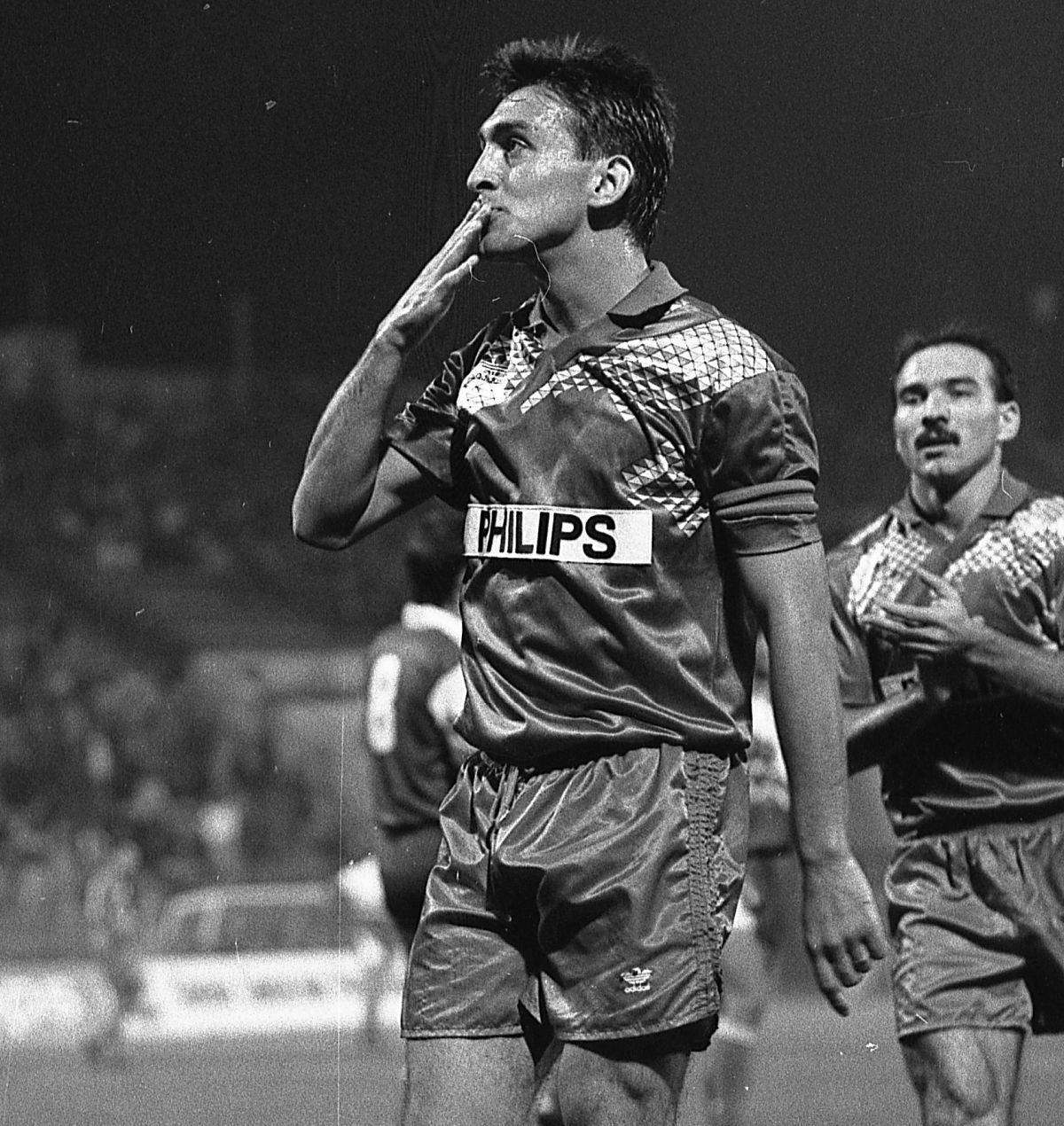 Bobonete l-a întrebat pe Hagi „Cine a fost idolul femeilor, în Generația de Aur?” » Răspuns fără ezitare al „Regelui”: „Mereu i-a plăcut, arată wow”