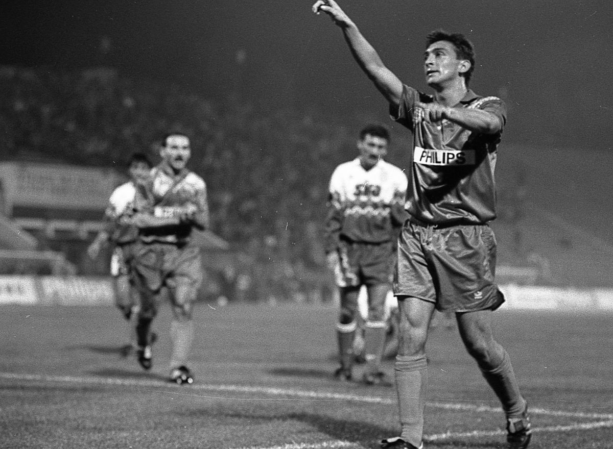 Bobonete l-a întrebat pe Hagi „Cine a fost idolul femeilor, în Generația de Aur?” - Ilie Dumitrescu