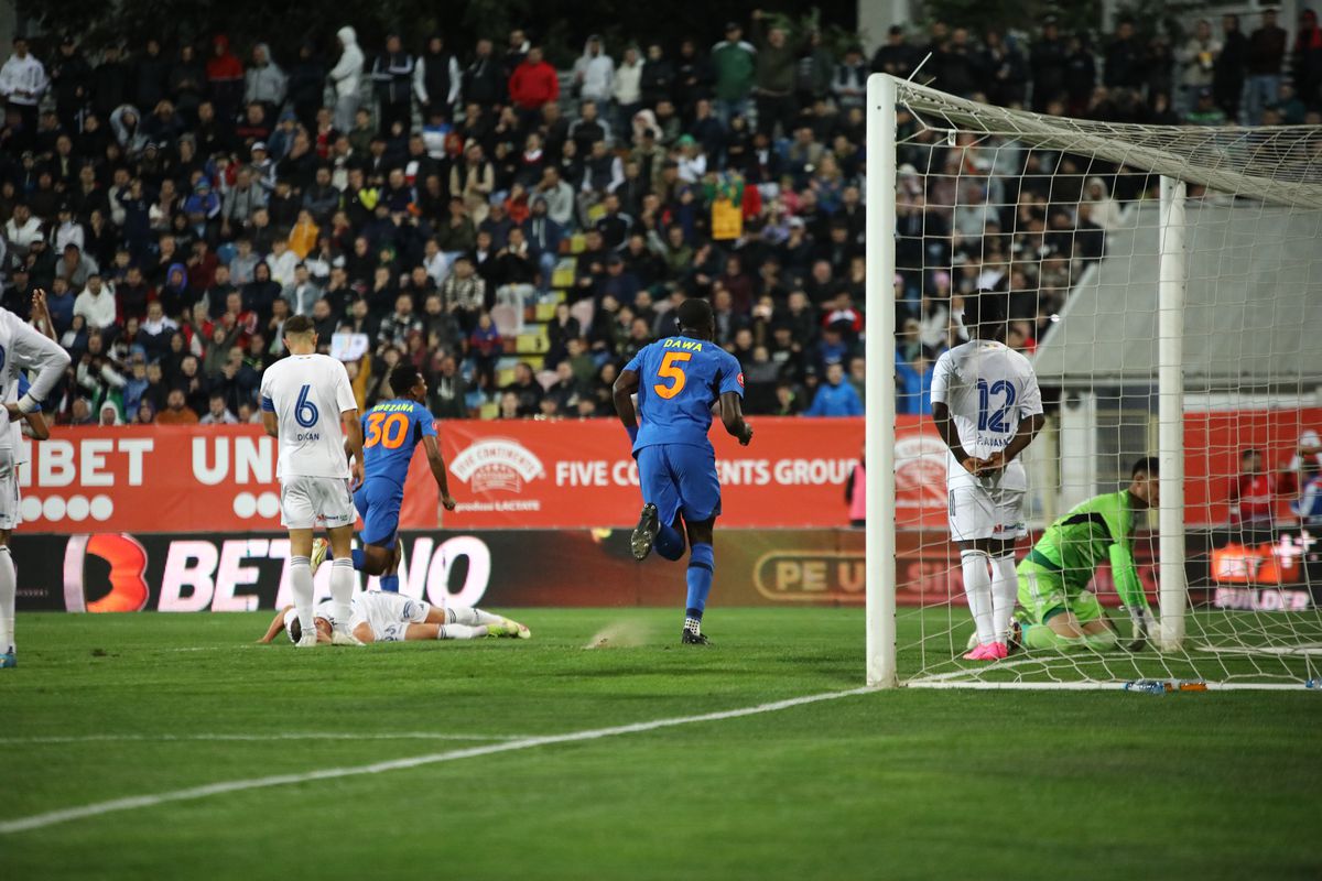 CFR Cluj acuză, după FC Botoșani - FCSB: „Dacă acolo s-a dat penalty, înseamnă că e și aici”