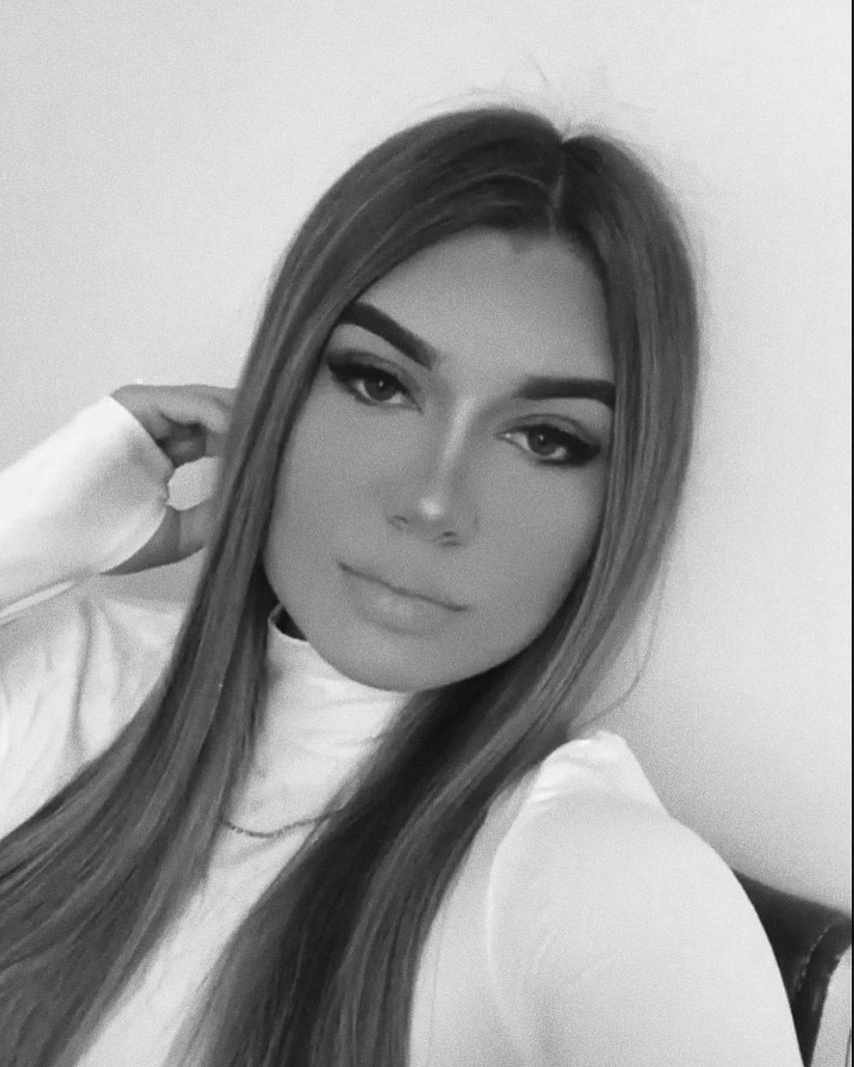 Tavi Popescu, apariție inedită în vacanță » Și-a acoperit corpul de tatuaje + Are un nou look