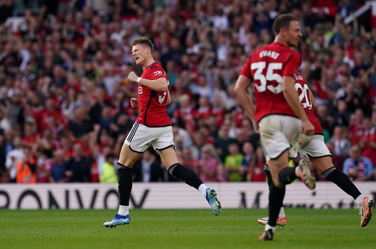 Manchester United - Brentford 2-1. McTominay întoarce incredibil scorul în prelungiri, după o nouă gafă a lui Onana