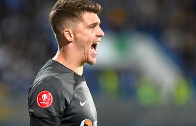 Ștefan Târnovanu se plânge de gazonul de la Botoșani: „E impracticabil! Nu înțeleg de ce nu a fost udat”