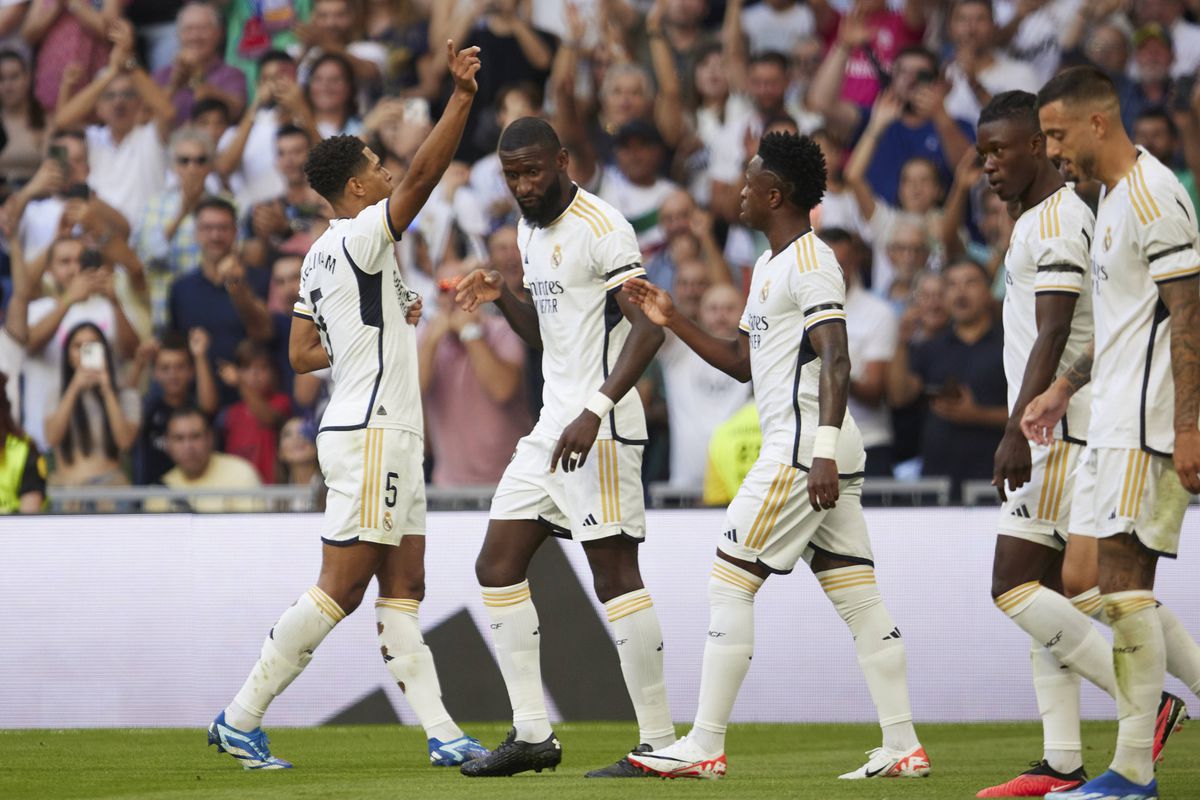 Real Madrid, show înainte de pauza La Liga! Bellingham, Vinicius și Valverde s-au distrat cu Osasuna