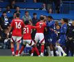 Scandal de amploare în timpul meciului din Premier League » Starul lui Chelsea, surprins când își lovește cu palma peste față un adversar