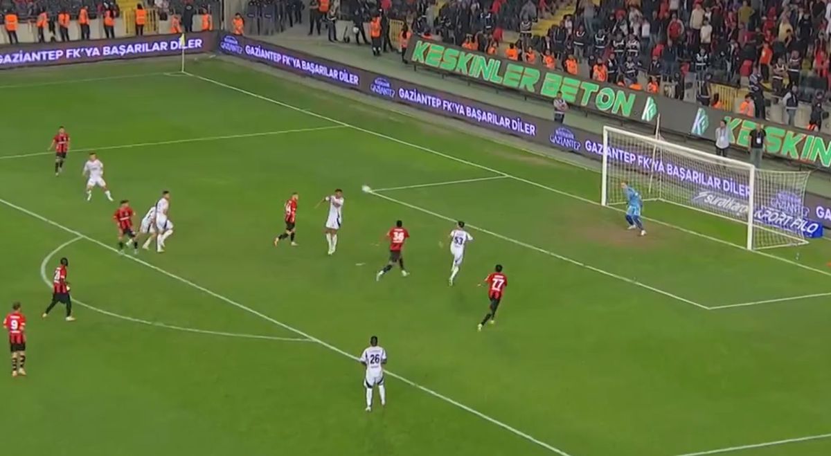 Alex Maxim, prima reacție după ce a marcat în ultimul minut: „Sper ca Beșiktaș să ia campionatul”