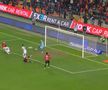 Alex Maxim, gol contra lui Besiktas