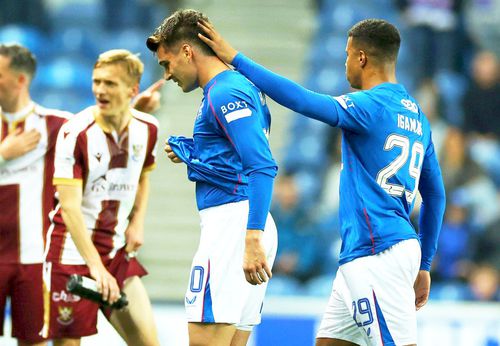 Ianis Hagi, după ce a fost eliminat în meciul cu St. Johnstone (2-0) / foto: Imago