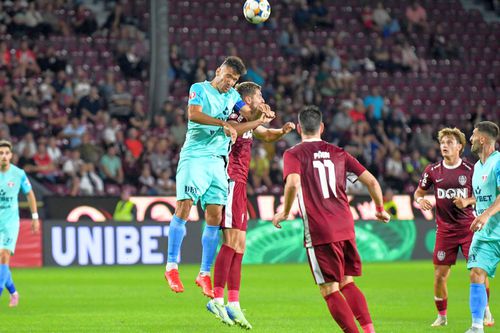 UTA nu a scăpat încă de interdicția la transferuri/ foto: Imago Images