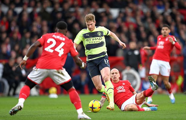 După 278 de meciuri în Premier League, a semnat în liga a TREIA din Emirate!