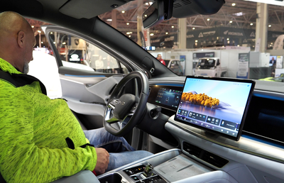 Miza pe mașini electrice » BYD și alți giganți auto își prezintă modelele cu care vor să cucerească piața la Salonul Auto de la București