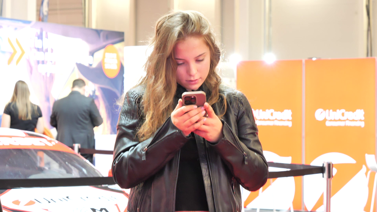 Miza pe mașini electrice » BYD și alți giganți auto își prezintă modelele cu care vor să cucerească piața la Salonul Auto de la București