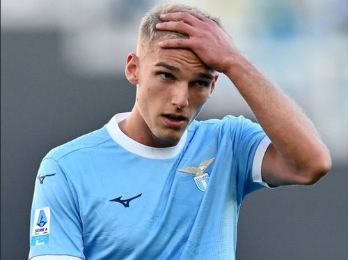 Gustav Isaksen a jucat doar 33 de minute în acest sezon la Lazio / Foto: Imago