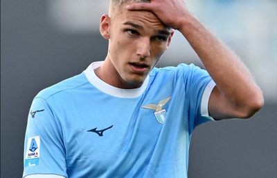 Calvarul trăit de un fotbalist bolnav de mononucleoză: „Am înnebunit cu ochii doar în tavan două săptămâni!”