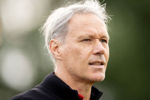 Marco van Basten a dat de pământ cu fosta sa echipă! » „La Ajax au fost aduși prea mulți pigmei și măscărici”